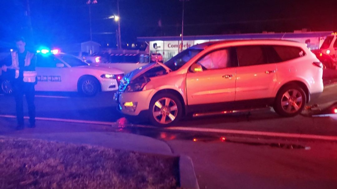 t bone intersection car crash damage